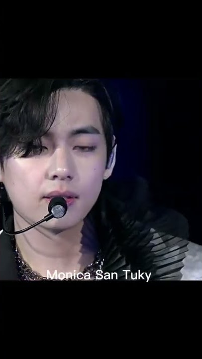 OMG TAEHYUNG-AHH.... BTS PTD ~BLUE AND GREY~