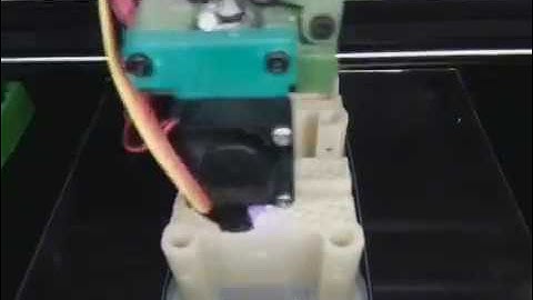 Solidoodle 4 #3 - Experimental MendelMax Vertical Carriage