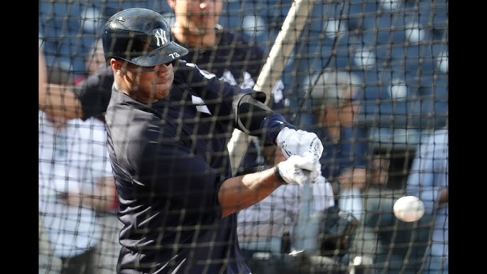 Russell Wilson lives out dream by taking batting practice with Yankees -  NBC Sports