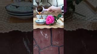 هيك الربيع بالشام صباح الورد الجوري مع فنجان القهوة🥰 #قهوة