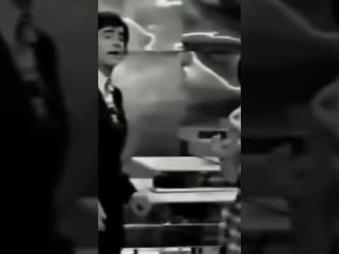 گوگوش و عارف در گذر زمان موسیقی حواشی خواننده گوگوش عارف موزیک قدیمی