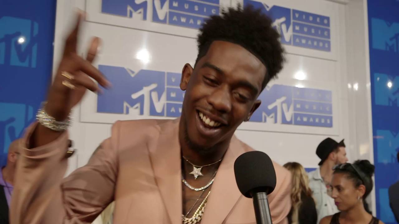 Interview With Desiigner On The Red Carpet At The 2016 Mtv Vmas Youtube