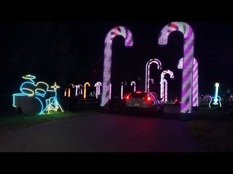 Video: Drive-Thru Luces navideñas en Fantasy Lights
