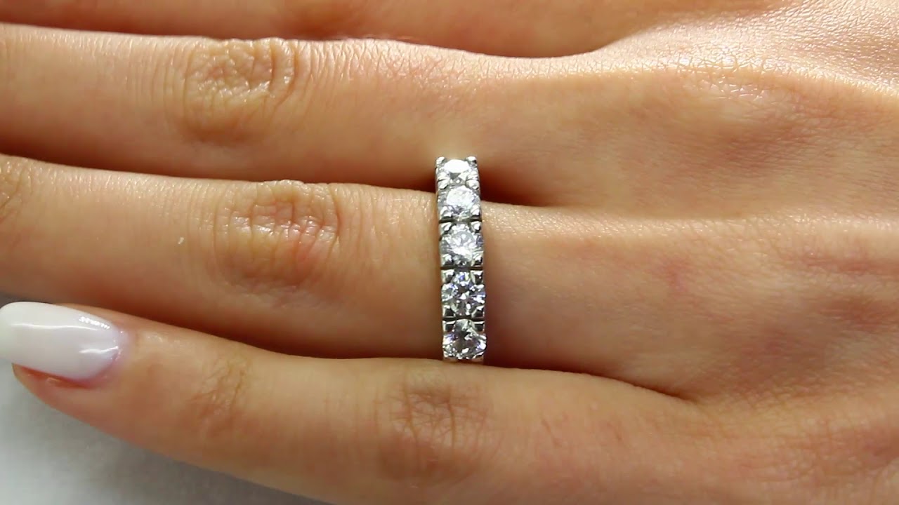 Anniversary Rings: When Exactly to Give Them? | Diamond Registry