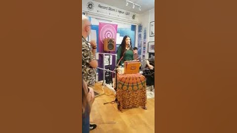 Thumbnail of Kinaara - She Spoke With Her Eyes (Kehnde ne Naina)