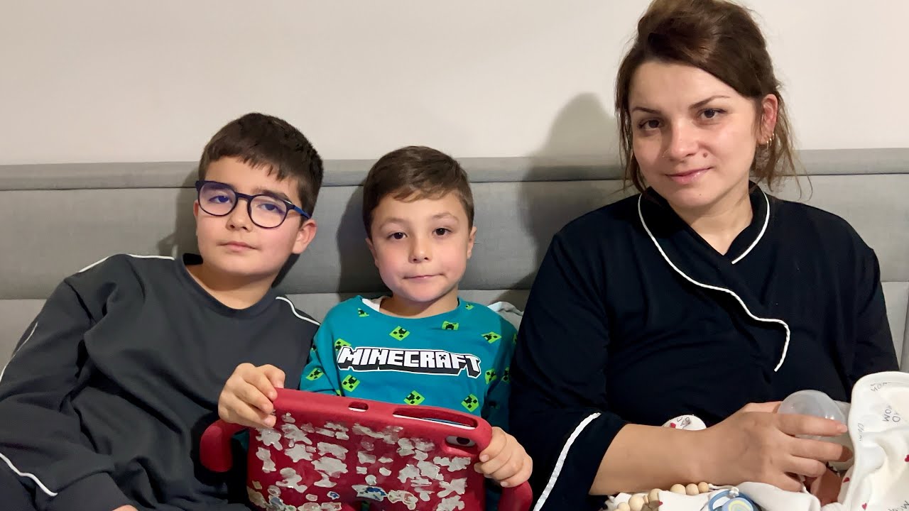 KAFESTE KEDİ KALDI KURTARAMADIK !! SCARY TEACHER