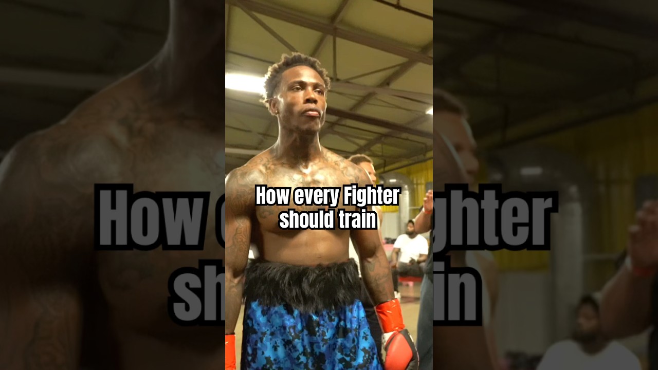 Как должен тренироваться каждый боец ​​#бокс #тренировкипобоксу #ММА #бои #боец #тренировка #трен...