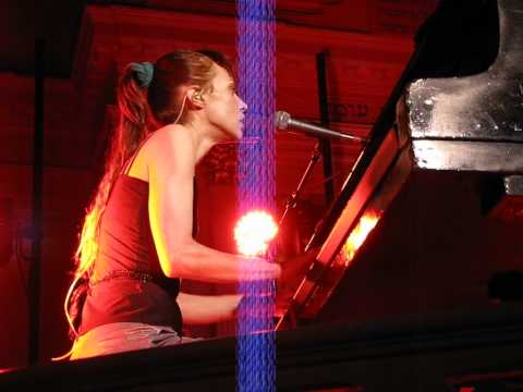 2/12 Fiona Apple - On the Bound @ Sixth & I Historic Synagogue, Washington, DC 3/28/12