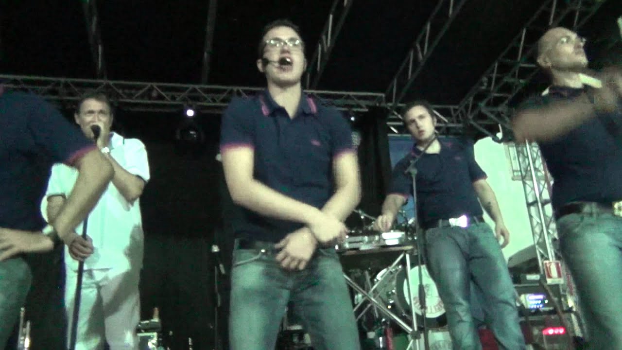 La Cantante Di Marco E Il Clan