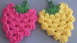 #كروشيه#اشغال يدوية#bosy crochet اكسسوارات كروشيه لتزيين المطبخ  فراولة كروشيه ميداليه كروشيه فراولة