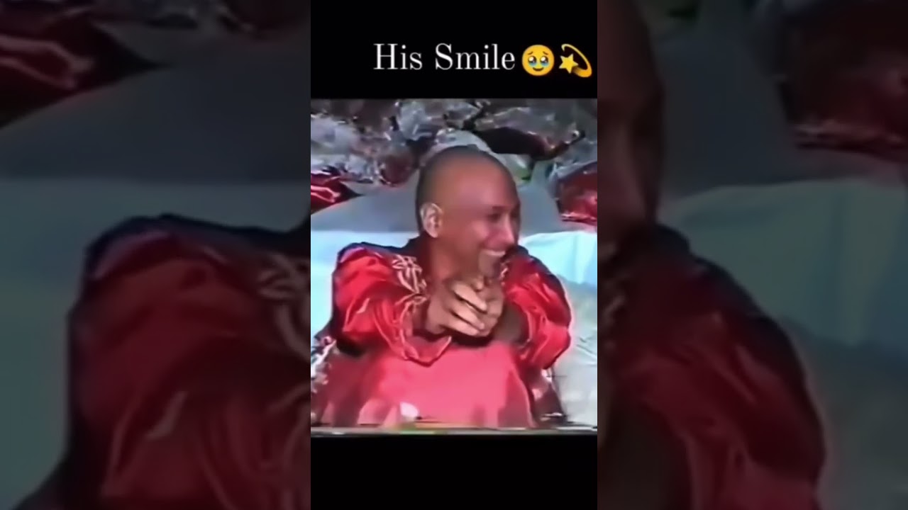 GuruJi ki smile🙂💫