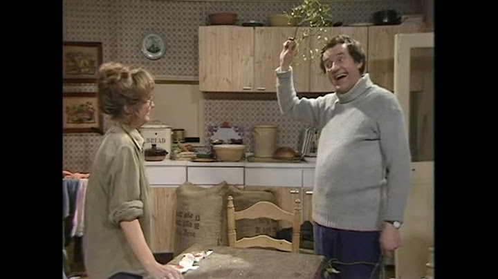 THE GOOD LIFE Christmas Special - Silly But It's Fun (1977)