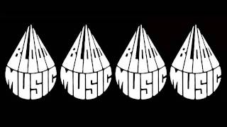 Nick Cambell - Brick Scrap (Original Mix)
Nick Cambell - Brick Scrap
from the Brick Scrap EP
(Blood Music)
2011
BUY IT HERE:
Beatport : http://bit.ly/tyP84I
DJ Download : http://bit.ly/dMmuPv
Juno : http://bit.ly/gtGL8d
Track It Down : http://bit.ly/f5CKTt
Play .com : http://bit.ly/fARw9u
iTunes : http://bit.ly/hd8RCr Nick Cambell - Brick Scrap (Original Mix)