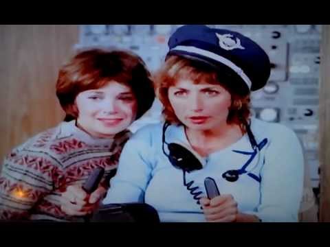 Laverne And Shirley Airport 59 Youtube
