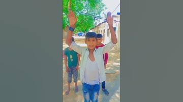 kaise chutia dost hai😂😄#youtubeshorts #viral #trending #funny #shortvideo #funny #short #shorts #fyp