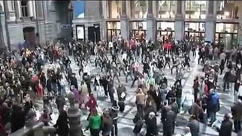 Sound of Music - Antwerp Central Station (Belgium)