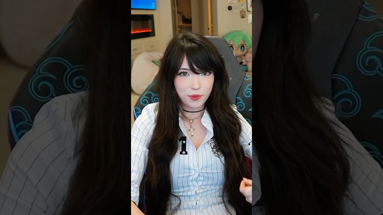 Emiru Puts Herself On The TV 😭 - YouTube