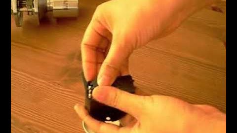 The installation method of YL99 battery