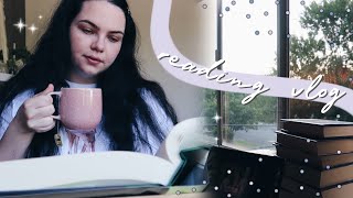 reading vlog: a horror book, a cute romance & starting a new fantasy series 🌿💫