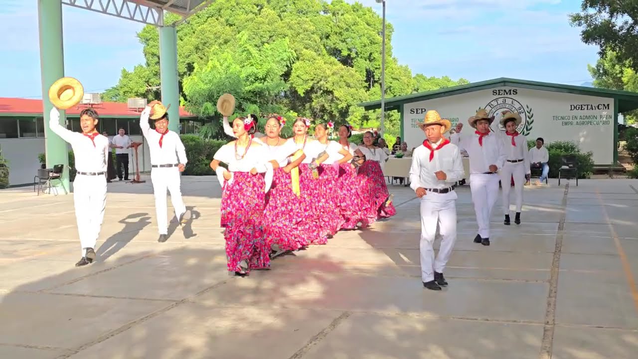 Ritmos de Tabasco en el 49º Aniversario del CBTA 92 | Club de Danza Leona Vicario