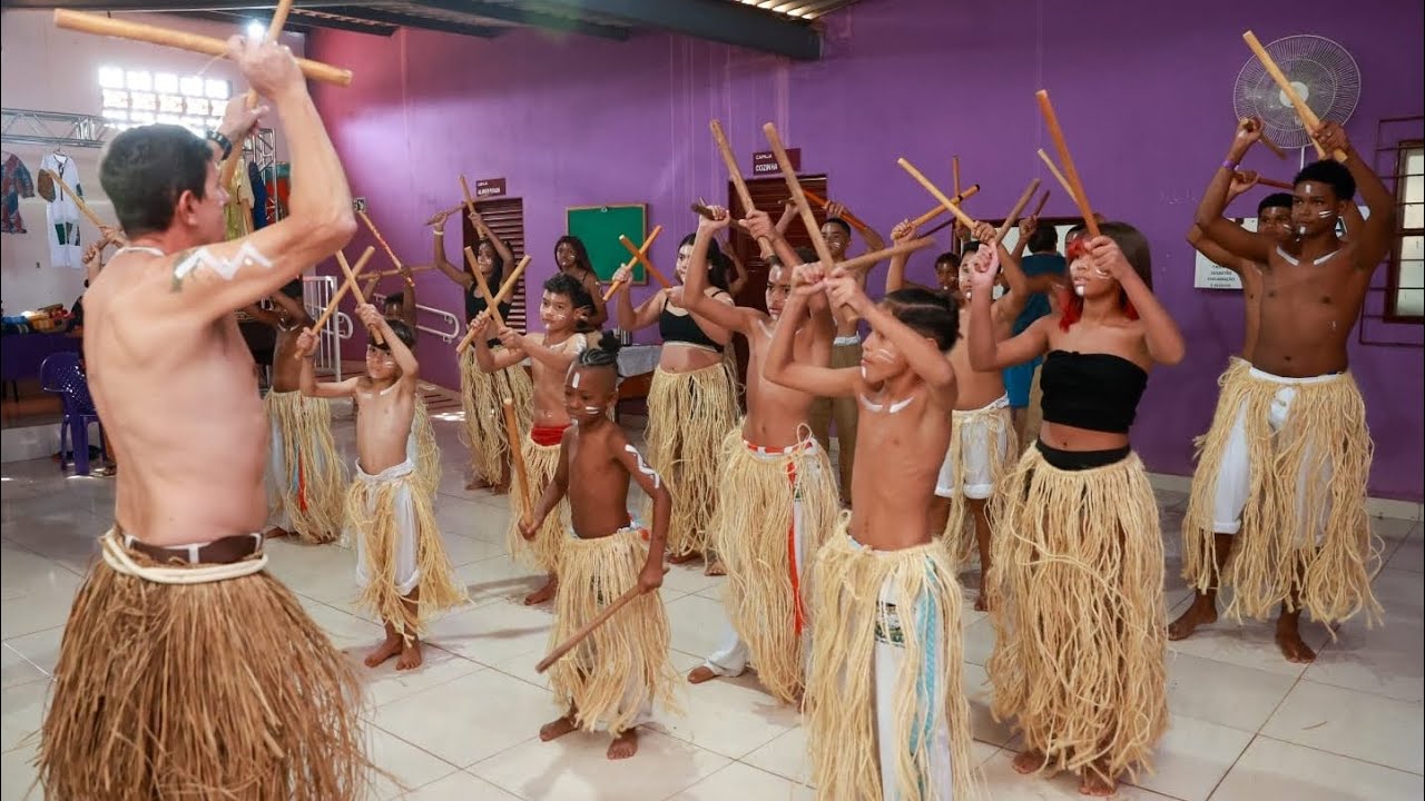 LUTA EM RESISTÊNCIA – FACÃO! VEJAM O MACULELÊ!