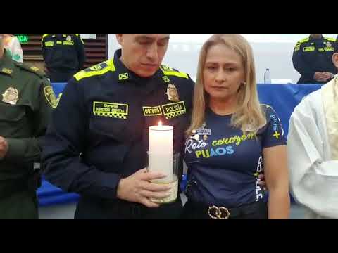 Velatón y eucaristía en el complejo policial de Picaleña en honor de los policías asesinados