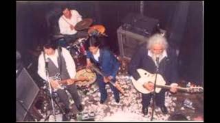 Video thumbnail of "Los Gardelitos Soy un pelotudo Hangar 13 12 2002"