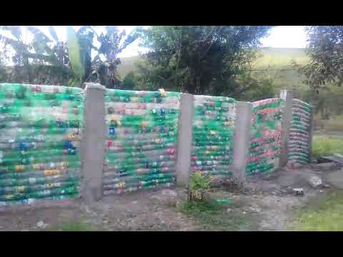 Vídeo: Como Fazer Um Muro De Contenção Com Garrafas De Plástico