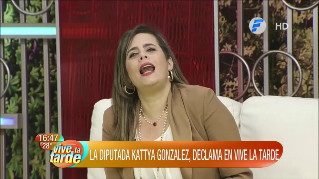 La Diputada Kattya González declamando en VLT - YouTube