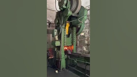 Precision in Motion: The Art of Gears | IAEPL Forging Excellence