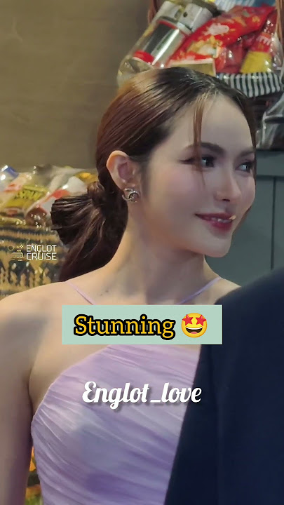 Stunning 😍 #englot #engfawaraha #charlotte #gl #wlw #glseries #lesbian  #lgbtq