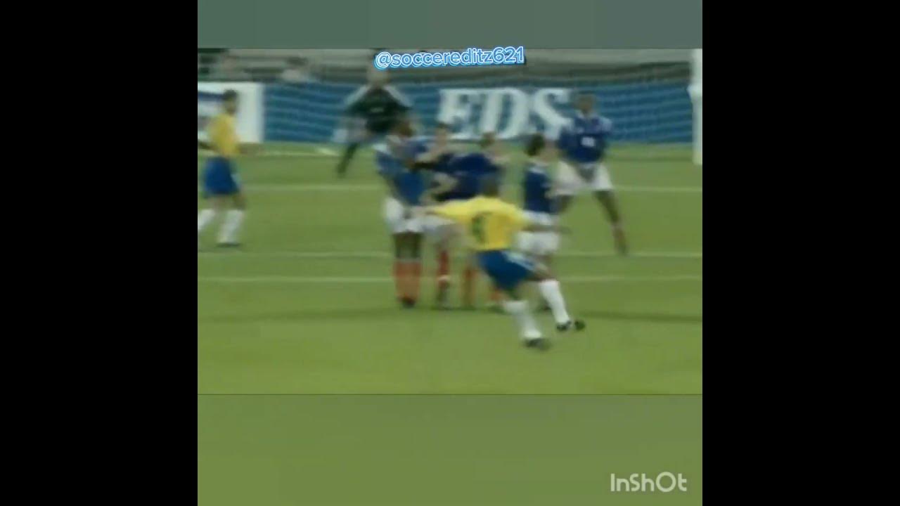 Roberto Carlos banana free kick football footballedits