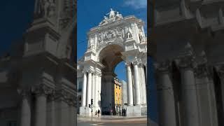 Lisboa: Passeio pelo Centro Histórico | A Walk Through Lisbons Historic Center #Shorts