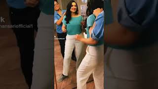 Yumna Zaidi Enjoying - Bts