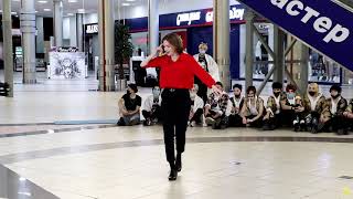 Cup.ofluv Solo - K-Pop In Public Staring Night Live Video 17.10.20