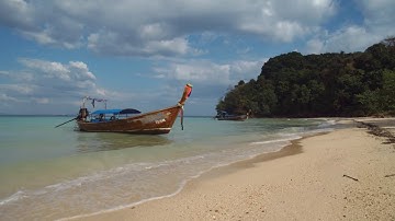 Koh Phi Phi in 4K, short clip 5 - Firefly 8s on Zhiyun Smooth Q