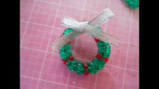 Christmas Wreath Pin, Tribeads and Pipe Cleaners