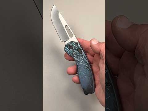 The Mayberry Custom Knives HDM Gen 3 top linerlock knife… the ergos & action are next level