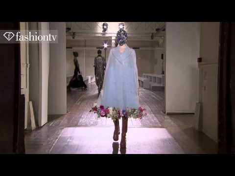 Maison Martin Margiela Couture Fall/Winter 2013-14 Show | Paris Couture Fashion Week | FashionTV