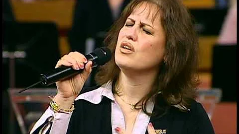 Madelaine de Morejon  - EN EL MONTE CALVARIO
