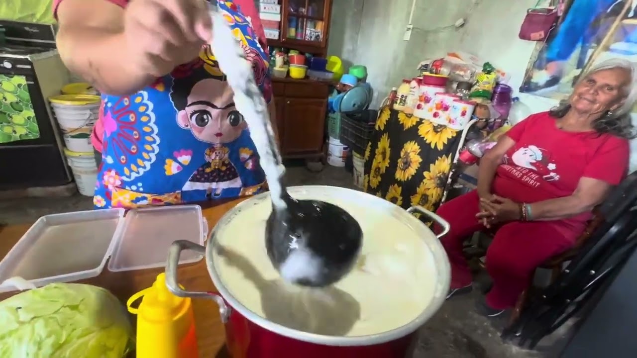 Oy consentí ami suegra quería una ricas flautas con su consomé muy ricas quedaron