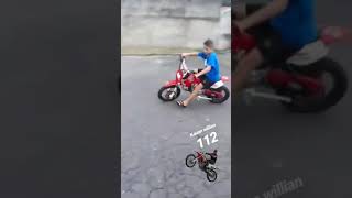 Aprendendo a andar de mini moto! screenshot 3