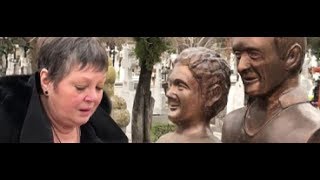 Anca Pandrea I-A Făcut Parastas De 7 Ani Lui Iurie Darie Actrița A Dat De Pomană Pizza