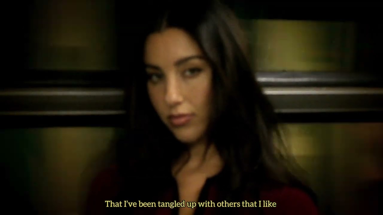 Fia Moon - Never Wrote a Song For You (Visualiser)