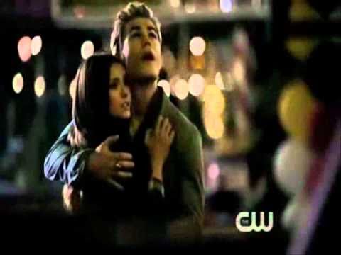 Ferris Wheel Elena and Stefan TVD 2x02 [Brave New ...