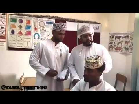 الأستاذ صقر Ostad Saqar فيصل تست وهزاع حالنا في اول يوم دراسه لمى يكون فيه تفتيش شعر