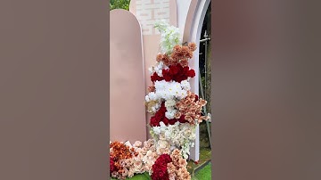 Cổng hoa thiết kế tone Be được phối hoa Be, cam, đỏ, nâu kết hợp | Rạp Cưới Mỹ Thanh Cái Bè