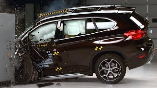 2016 BMW X1 small overlap IIHS crash test