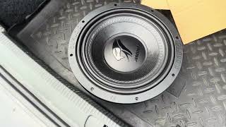 Установка сабвуфера Dl Audio Anaconda 12 в Volkswagen Passat B6