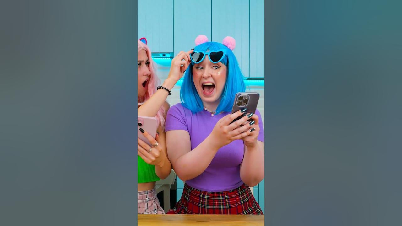 Sunnies Hack To Keep Scrolling! What's On Your Phone?💅😍